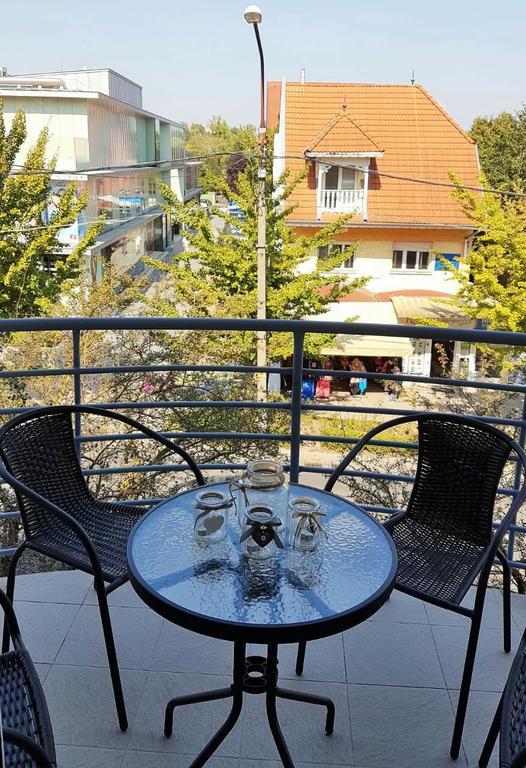 Best Heviz Apartman Exteriör bild