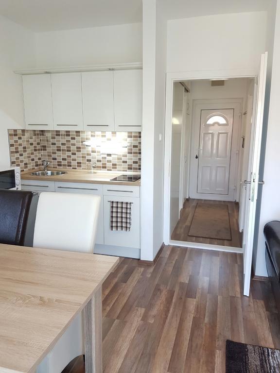 Best Heviz Apartman Exteriör bild